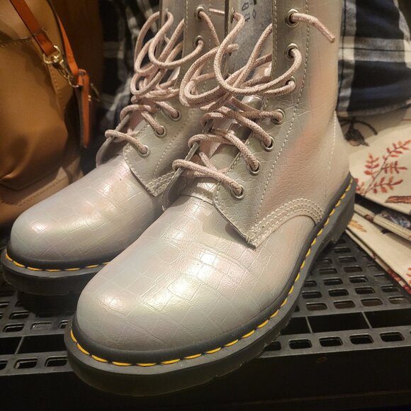 Doc Martens Boots - Picture 1 of 3